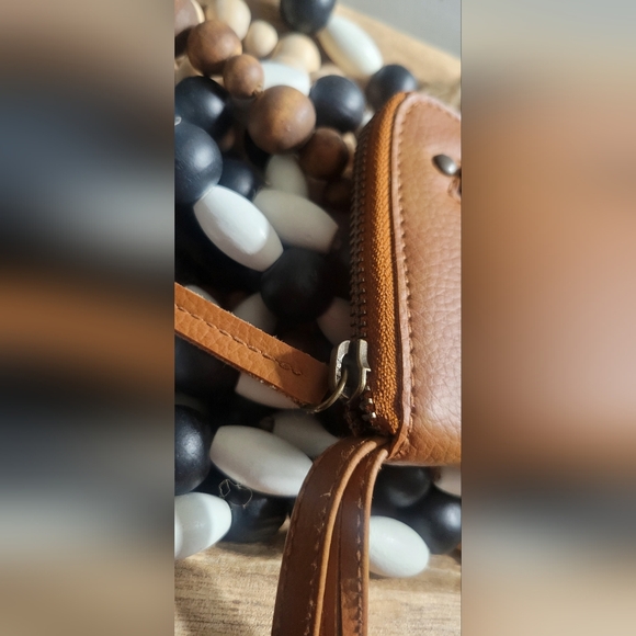 FREE PEOPLE Distressed Vegan Wallet Wristlet Brown NWOT - Picture 4 of 9
